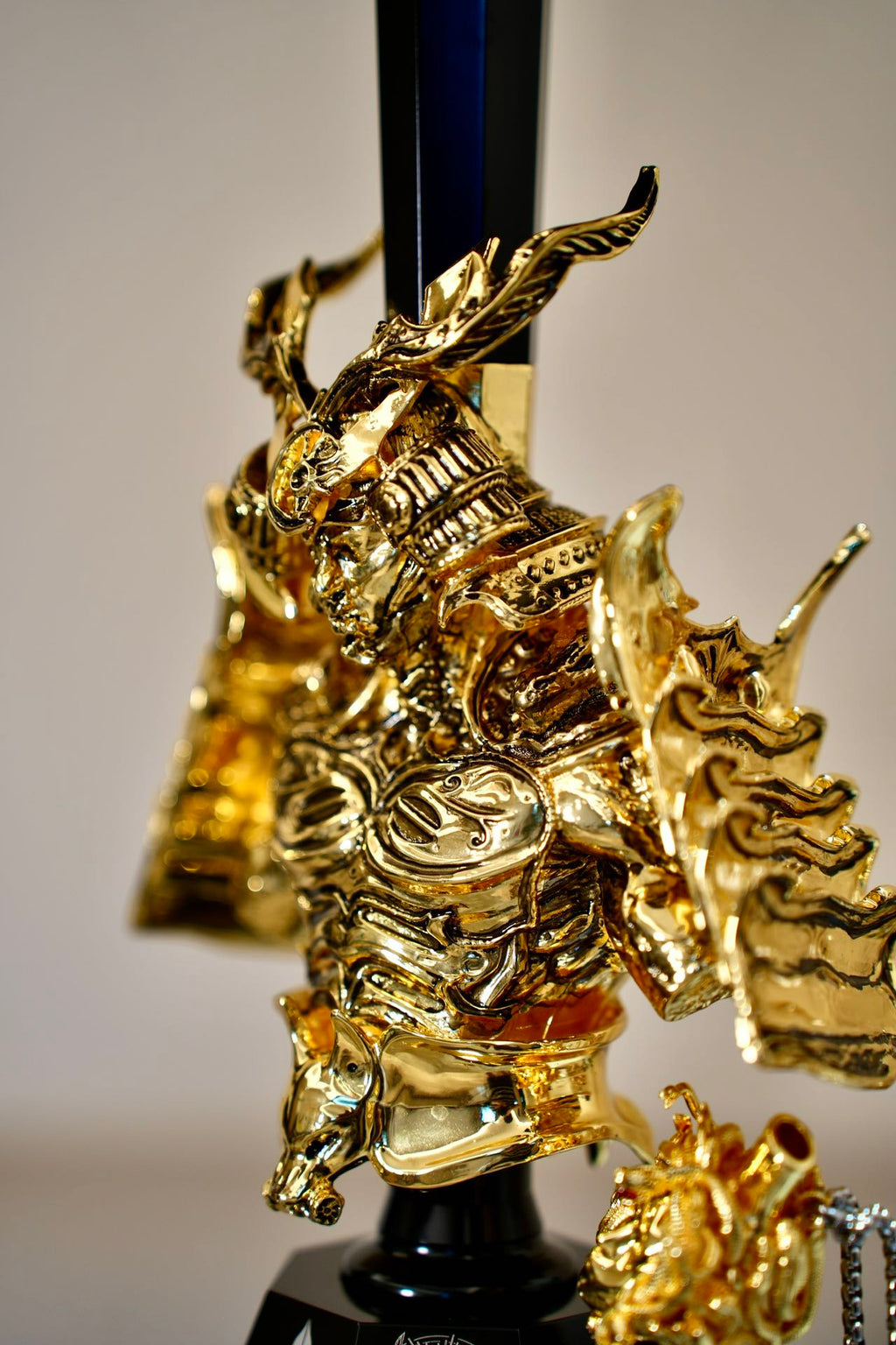Warrior Hookah — Golden