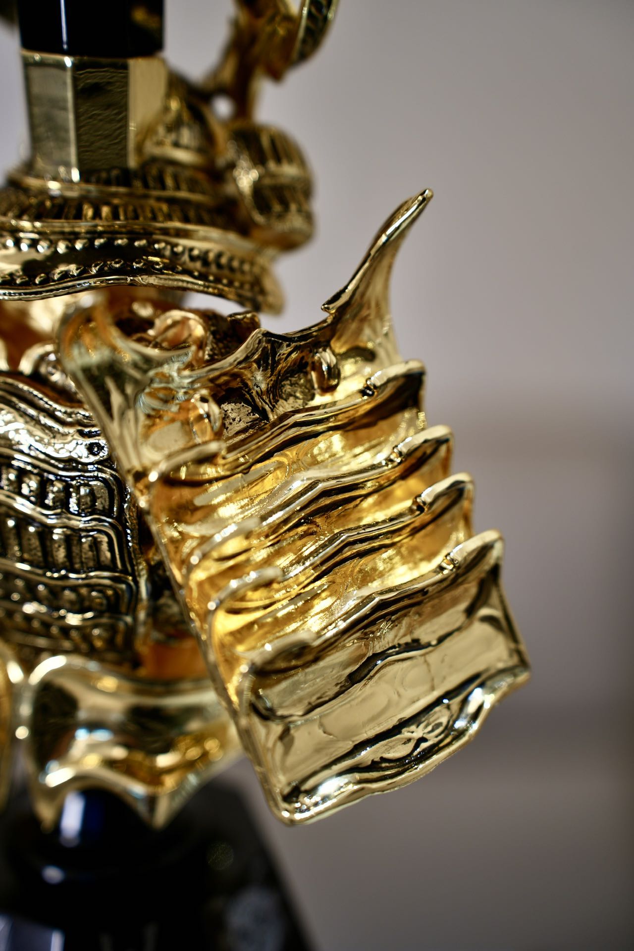 Warrior Hookah — Golden